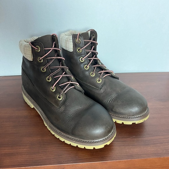 Timberland Brown Leather Boots Women’s Size 6 - Picture 1 of 10